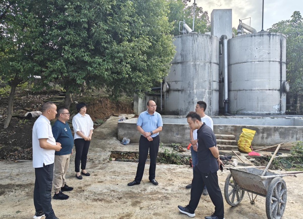 走訪(fǎng)慰問(wèn)送關(guān)懷  情系職工暖人心